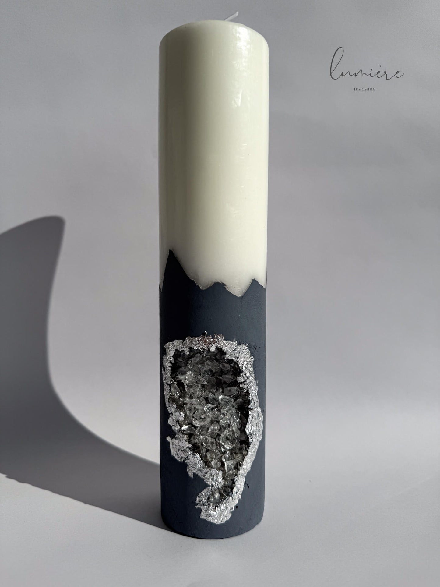 Lumânare de lux Éclat Gris Mystique – din ciment handmade