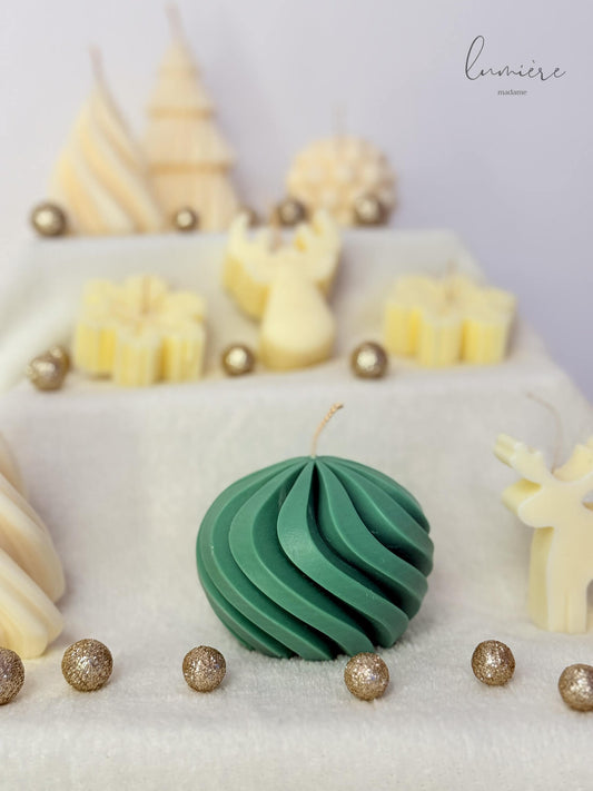 lumanare glob spirala din ceara naturala de soia verde parfumata