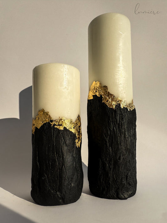Raw Noir Élégance – set of two black concrete candles with raw golden details