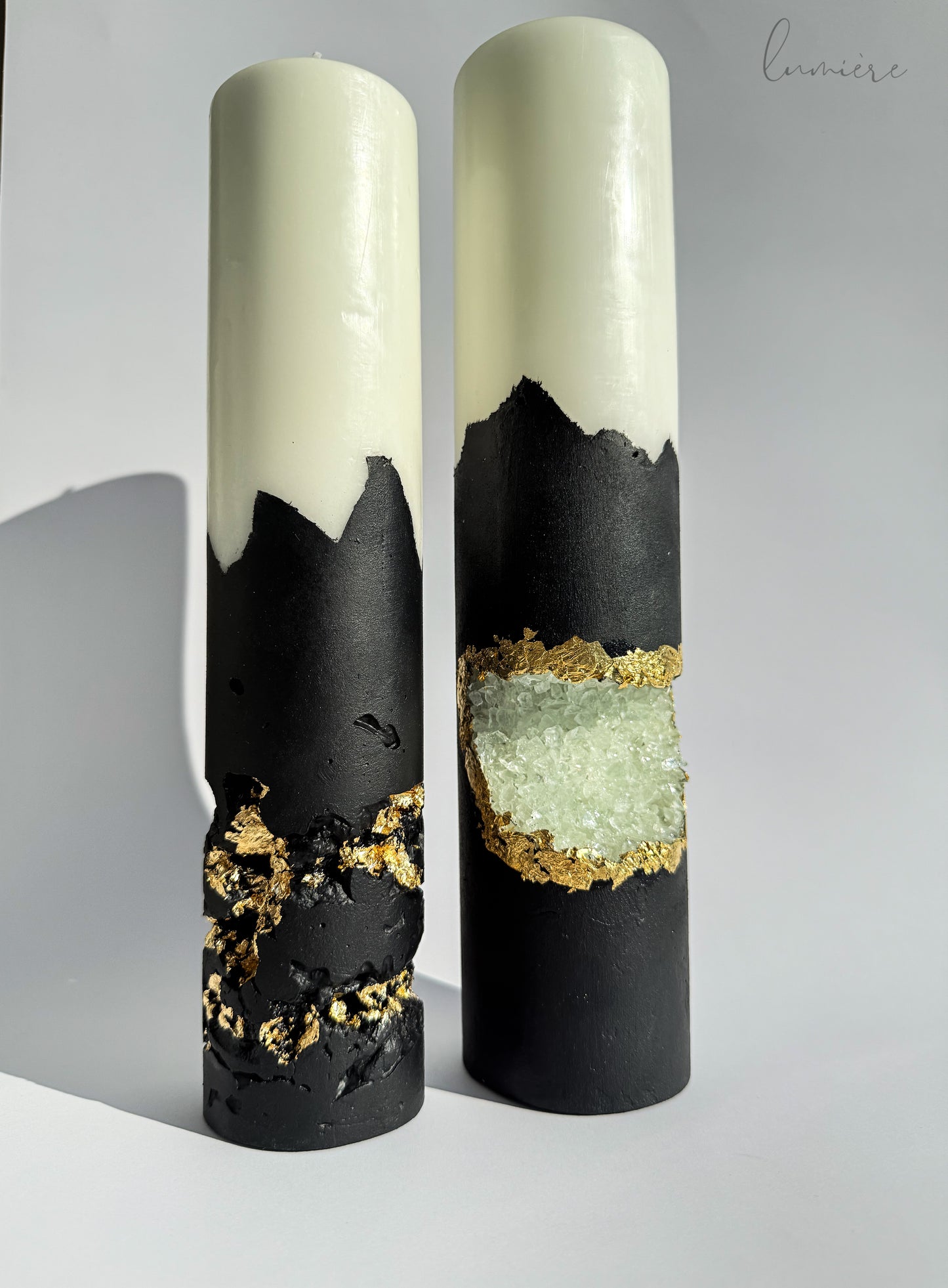 Obsidian Noir Élégance Concrete Candle