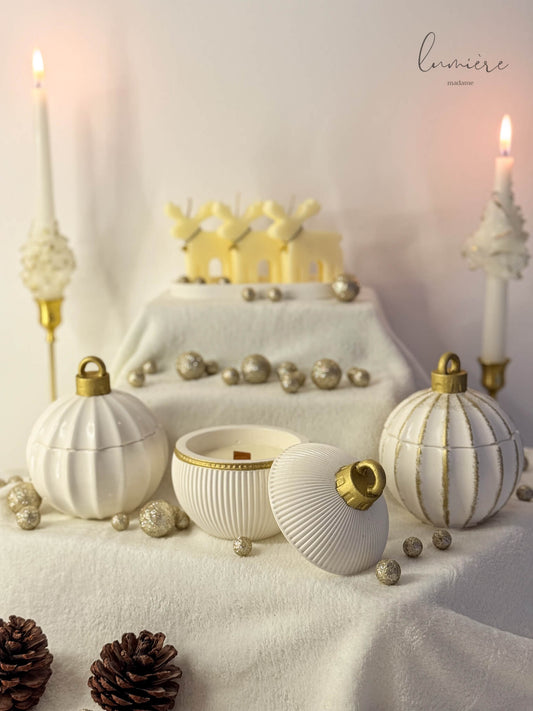 Lumânare în formă de glob ceramic pentru Crăciun
